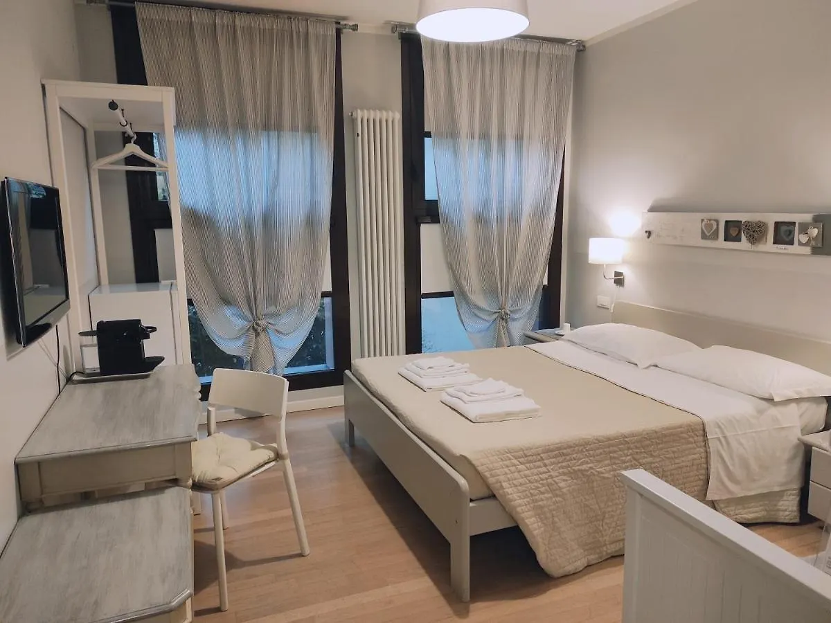 Guest house Bed In Bo Saragozza Hotel Bologna